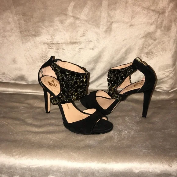 Vince Camuto Velvet Black Heels - Picture 3 of 7